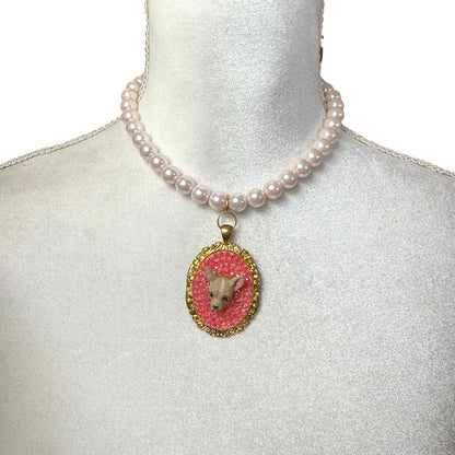 Chihuahua in Iridescent Pink Rhinestones Pearl Necklace