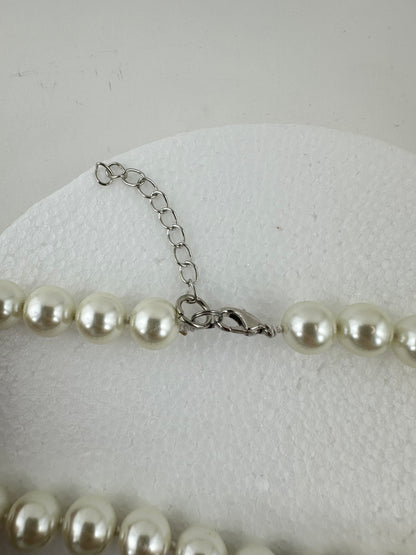 Dazzling Royal Scottie Pearl Necklace