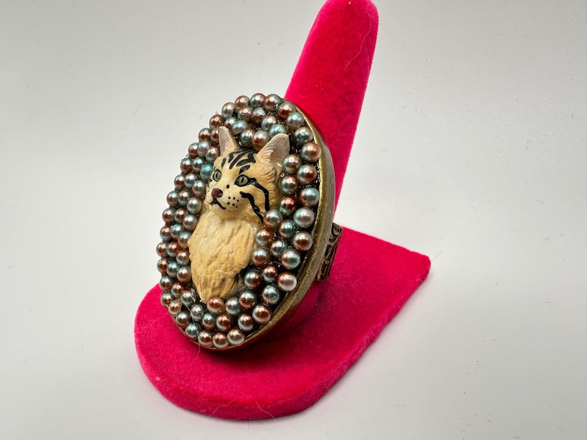 Meow Antoinette Ring