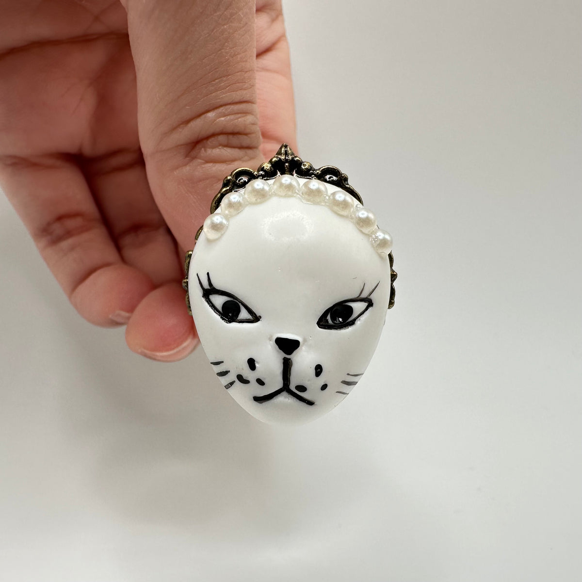 Vintage Cat Serving Royalty Adjustable Ring