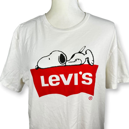 Levi’s x Snoopy White Tee