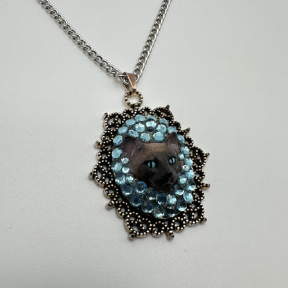 Siamese Cat with Light Blue Rhinestones Necklace