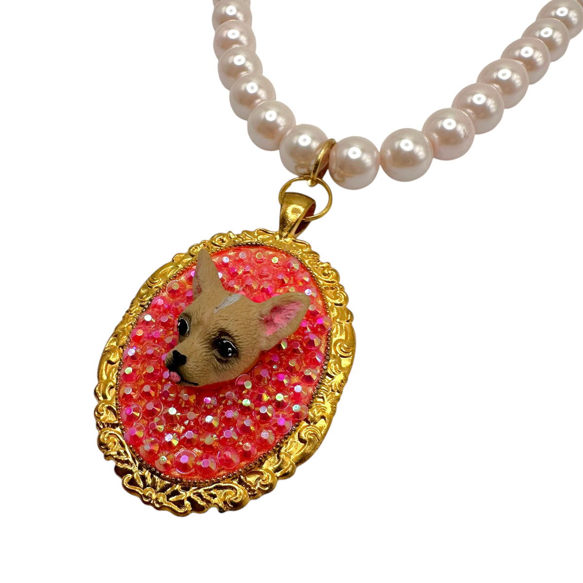 Chihuahua in Iridescent Pink Rhinestones Pearl Necklace