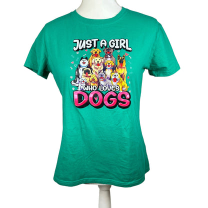 Just a girl who loves dogs Tee
