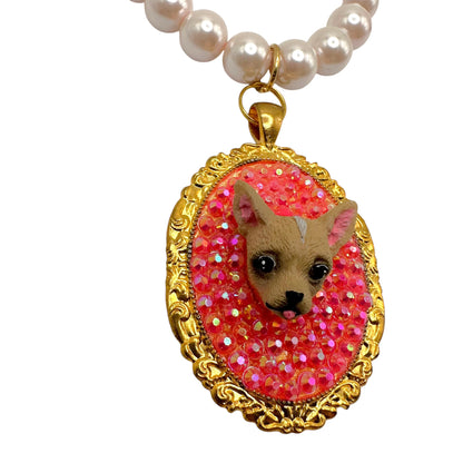 Chihuahua in Iridescent Pink Rhinestones Pearl Necklace